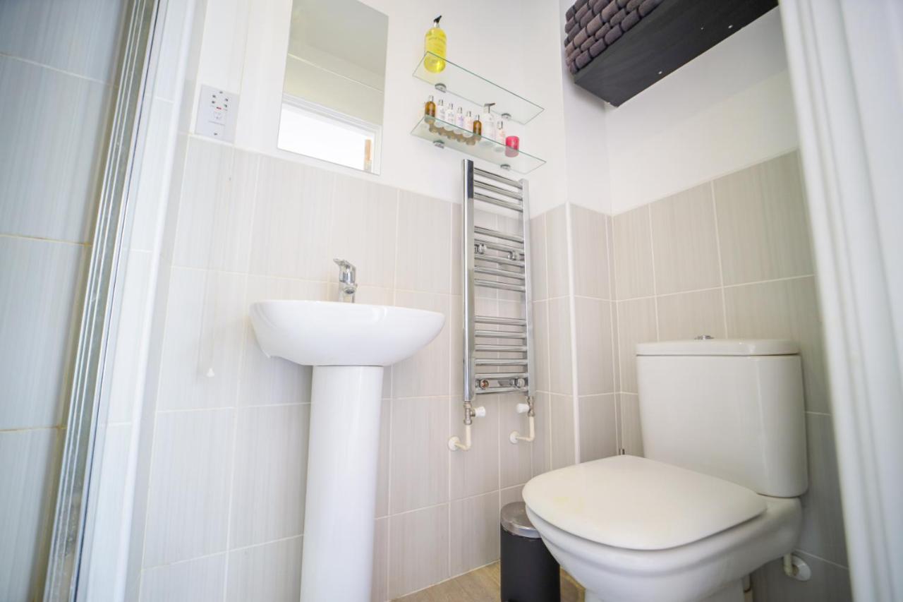 3 Bedroom House In Birmingham City Centre - Sleeps 6 Exterior photo